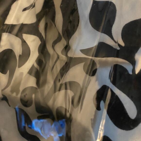 Home Expressions Queen Comforter and 2 Bed Skirts Comforter is Reversible - Picture 2 of 4